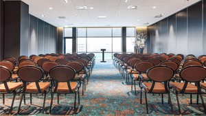 De Molenhoek zaal met theateropstelling voor bijeenkomsten, meetings, vergaderingen en besprekingen